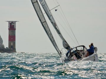 sailing-at-the-needles